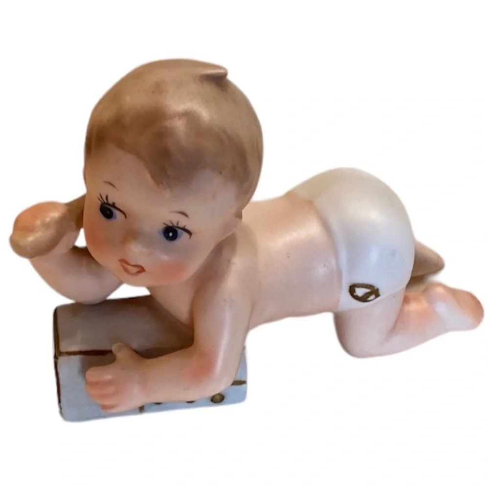 Vintage 1962 Napco C 5480 Porcelain Piano Baby Collectible Antique Figurine